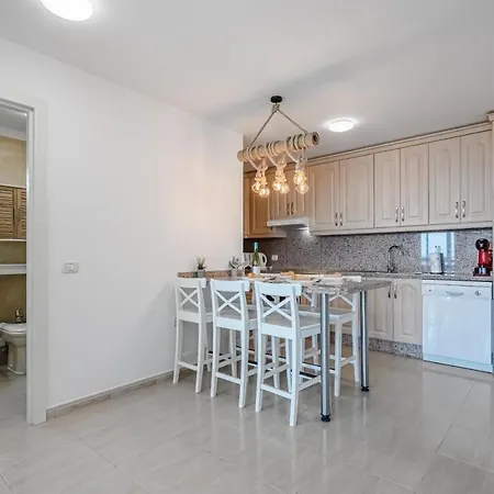 Pambnb - Sea Breeze Duplex Arenal 公寓 *